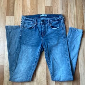 Banana Republic Skinny Jeans - Size 27